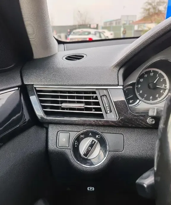 Mercedes E-200 CDI 5 000 eur