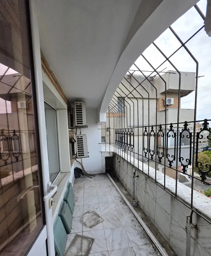 Calea 13 Septembrie Marriott Apartament 3 camere 700 Euro