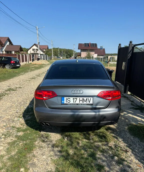 Audi A4 B8 2 0 TDI Automata ndash 2012 V Acirc ND / SCHIMB 6 000 eur