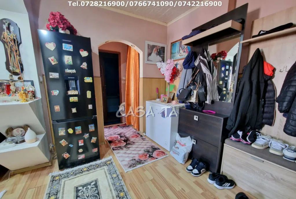 Apartament 2 camere situat in Rovinari Str Florilor