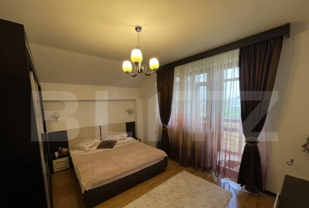 Apartament 3 camere decomandate bloc nou 88 45 mp zona Va