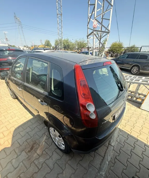 Ford Fiesta 1 4 ndash 2008 450 eur