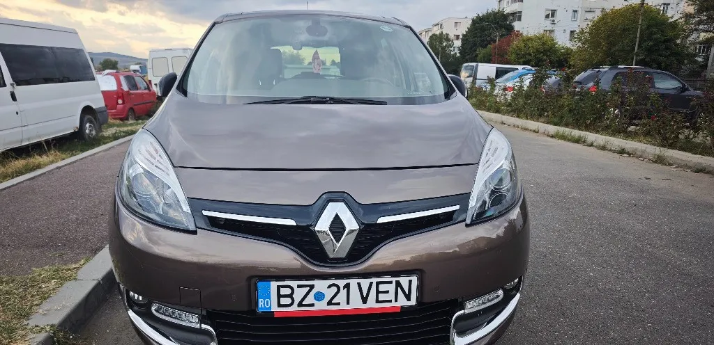Scenic 3 Xmod 2016 135 000 km Euro6b fara adblue model rar si dotat 8 900 eur