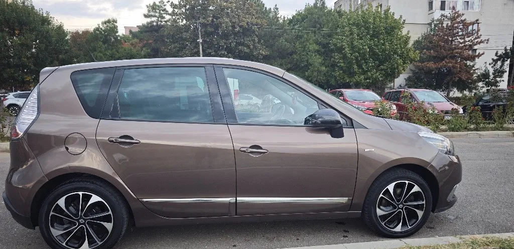 Scenic 3 Xmod 2016 135 000 km Euro6b fara adblue model rar si dotat 8 900 eur