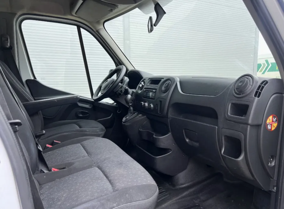 Opel Movano 2 3 9 999 eur