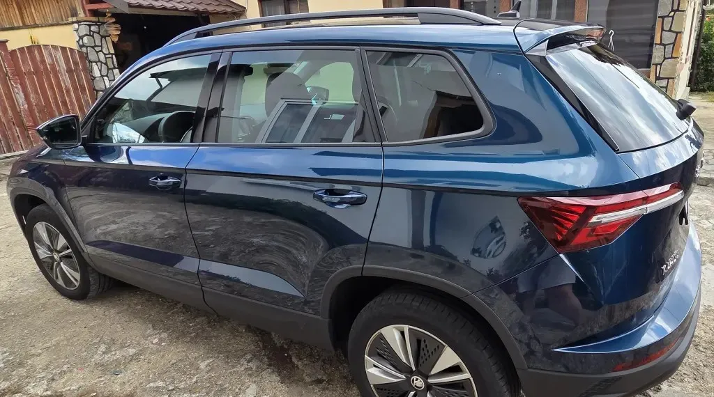 SKODA KAROQ 2023 PRIMUL PROPRIETAR 22 500 eur