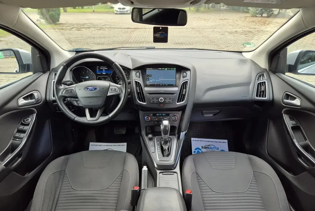 Ford Focus 2015 2 0 TDCi 150 CP euro 6 automata / RATE fara avans 6 990 eur