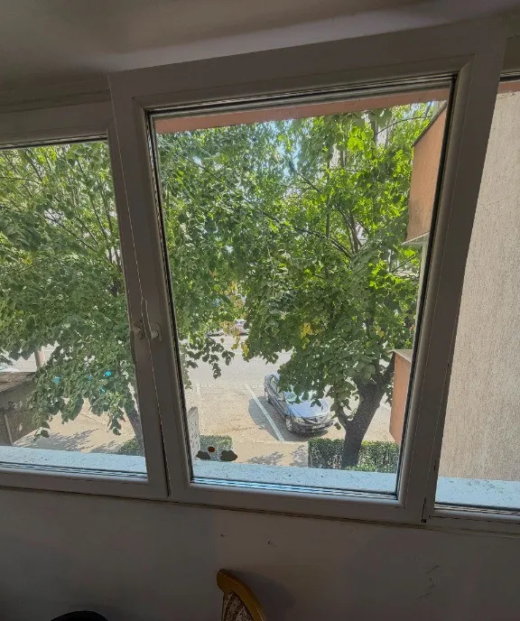 Inchiriez apartament cu 3 camere situat in cartierul Manastur