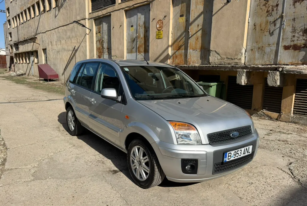 Ford Fusion 1 4 Benzina 81CP bull 46 000 KM bull GARANTIE 12 LUNI bull RATE bull BUY-BACK 4 490 eur