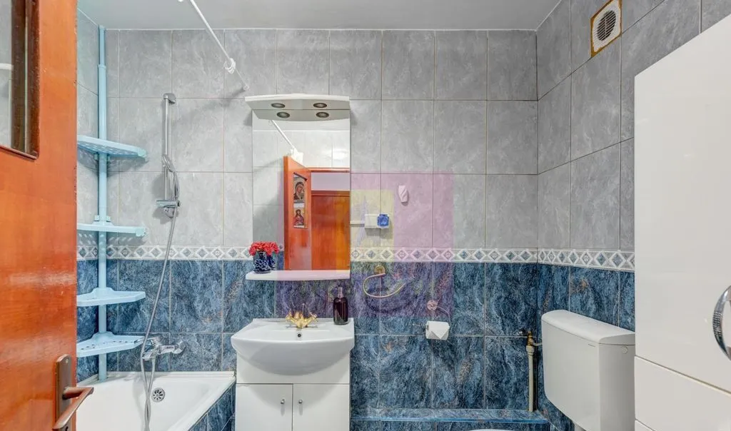 Apartament cu 2 camere de vanzare Panduri - Calea 13 Septembrie