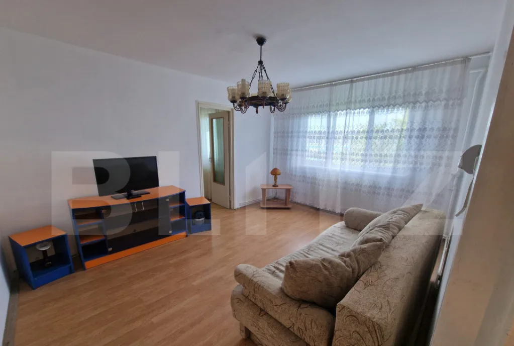 Apartament 2 camere 40 mp zona Carpati 1