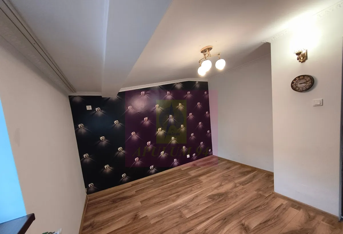 Vila Premium Sector 3 Mall Vitan Central