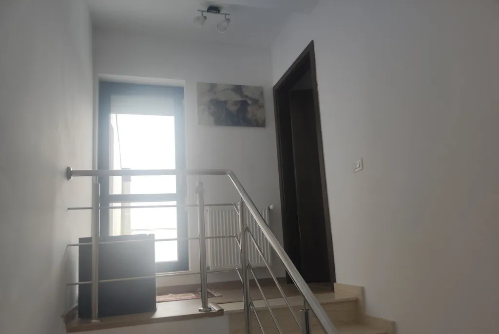 Vila insiruita Prelungirea Ghencea Ghidigeni/Dantelei 15 min metrou
