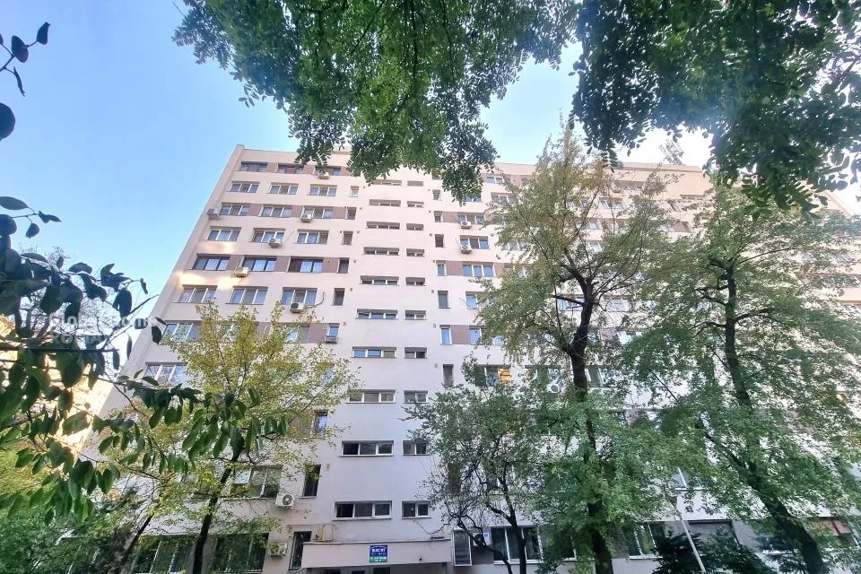 Militari Apusului apartament 4 camere balcon bloc izolat termic