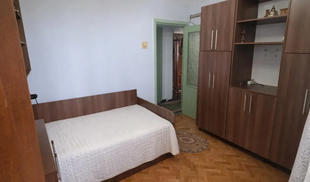 Apartament 2 camere Decomandat Podu Ros Bloc reabilitat pnrr