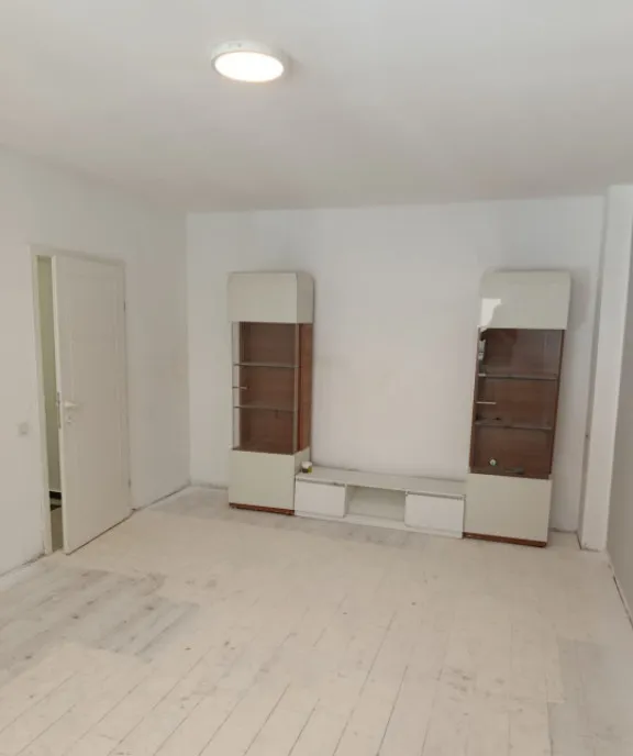 Apartament 2 camere Floresti zona Stejarului