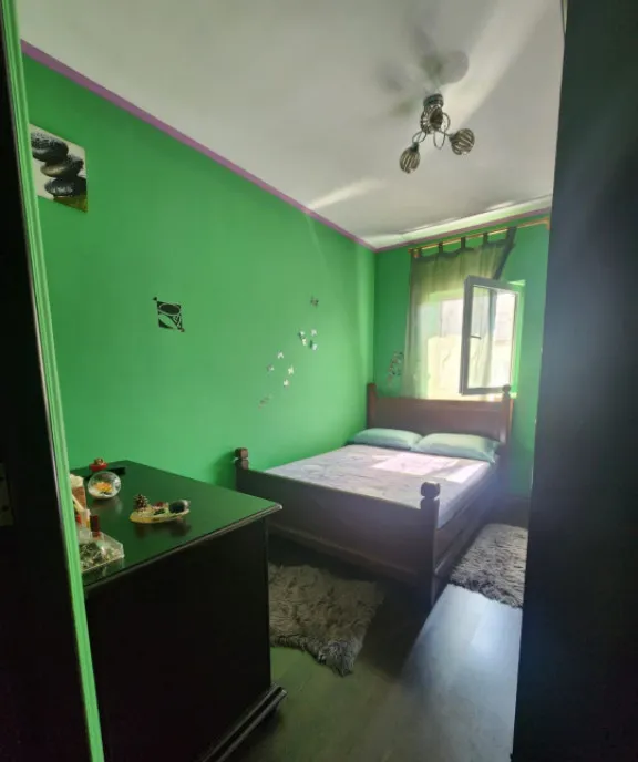 Apartament 2 Camere si Parcare inclusa in pret Zona Stejaru