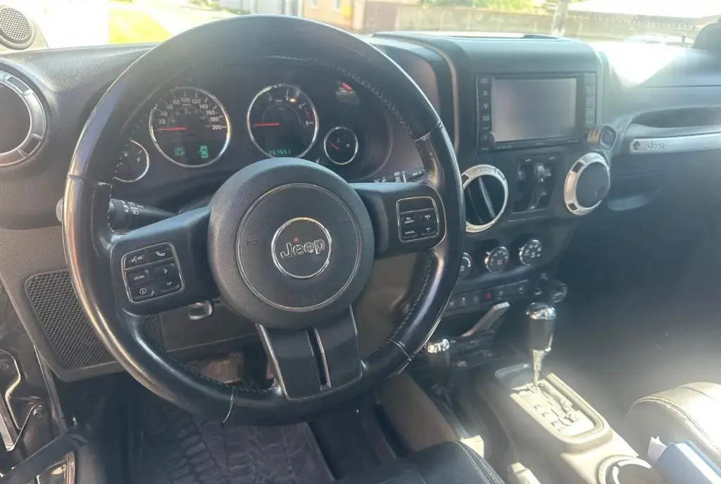 Jeep Wrangler Sahara 19 800 eur