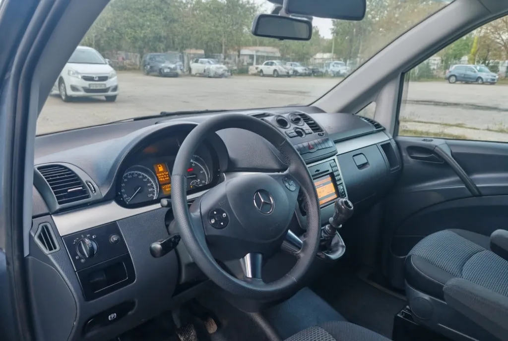 Mercedes Vito 2200 10 400 eur