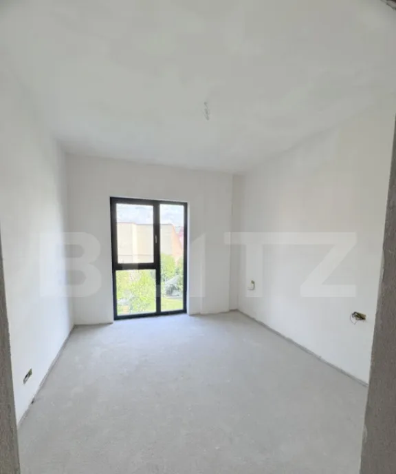 Apartament cu 3 camere 77 79 mp zona Centrala