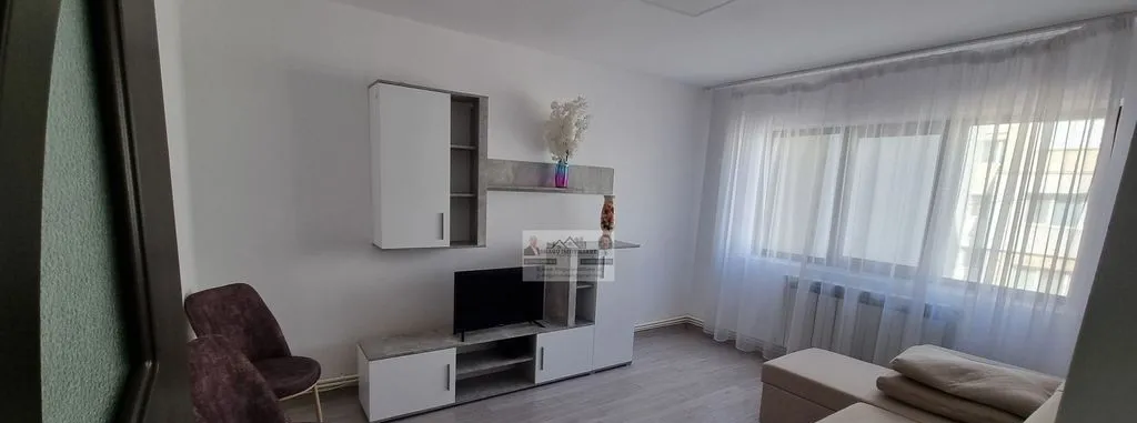 Apartament 3 camere decomandat - Etaj 2 - Mobilat si utilat