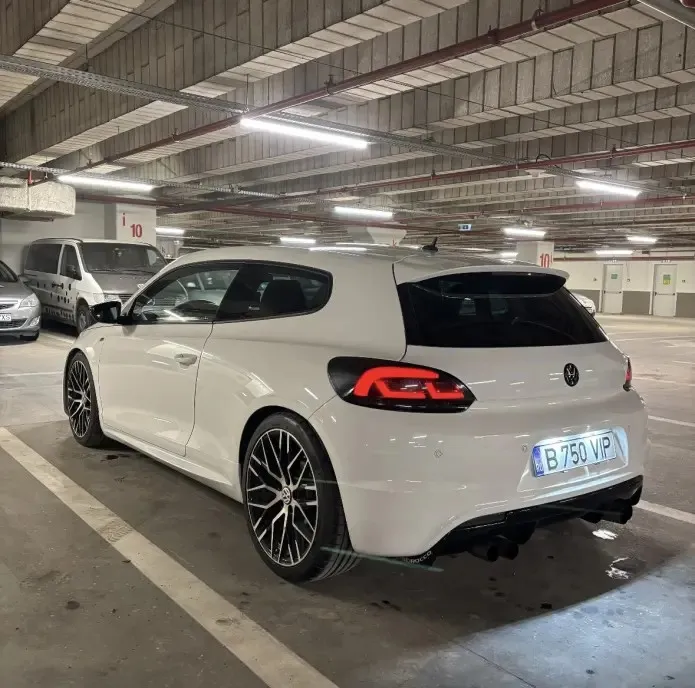 Vw Scirocco 2 0 tsi dsg 9 000 eur