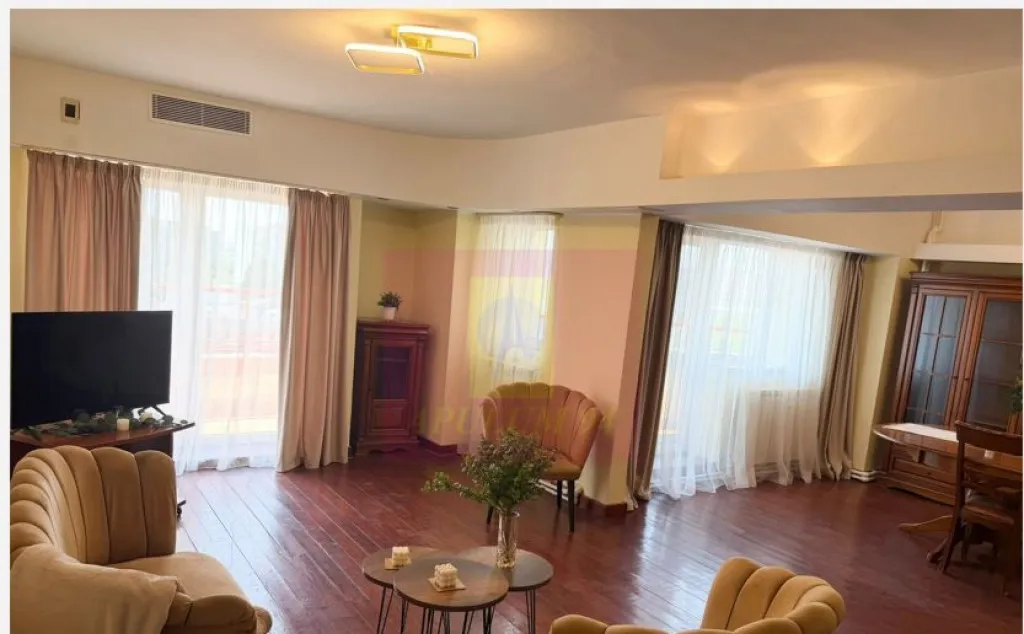 Vanzare duplex 4 camere Unirii Splai
