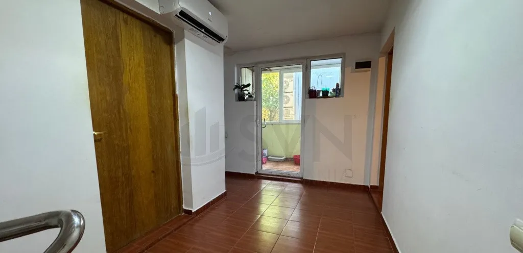 Proprietate Stradala cu Spatiu Comercial Pretabila Business