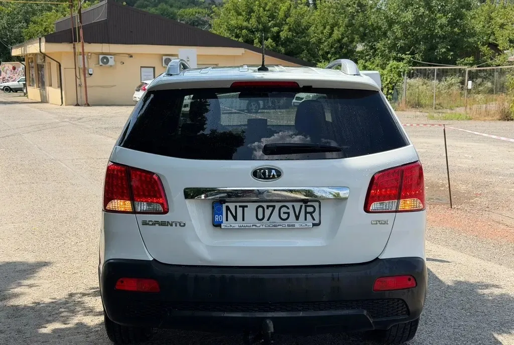 KIA SORENTO 2012 2 2 / tractiune 4x4 / euro 5 6 250 eur