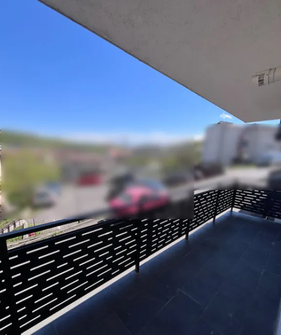 Apartament cu 2 camere 55 2 mp balcon 8 8mp in Floresti zona