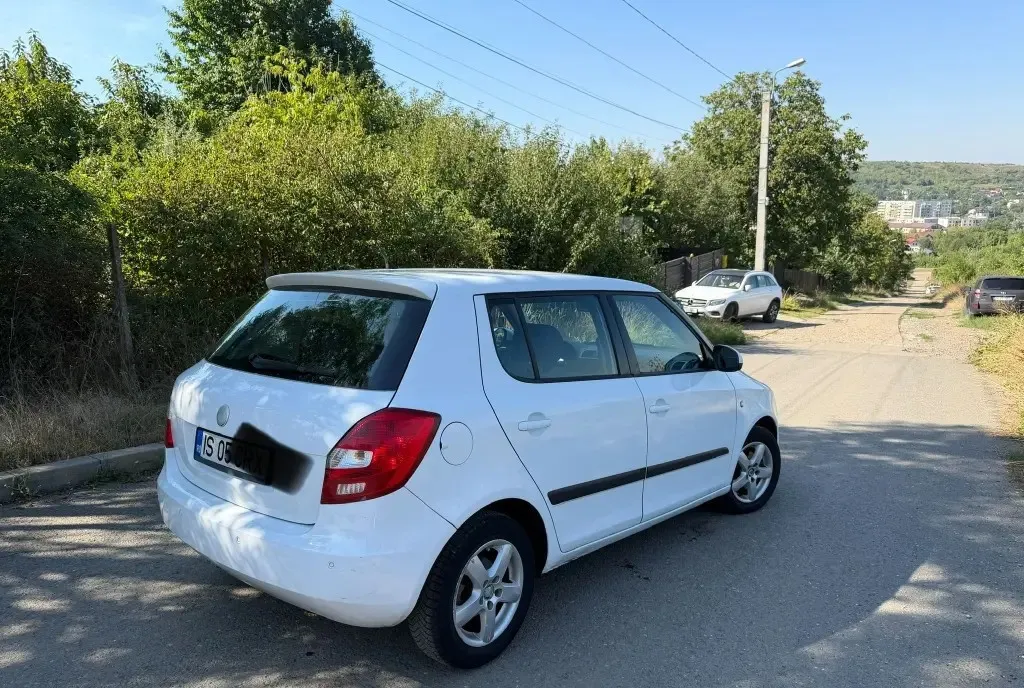 SKODA FABIA 2009 // 1 4 manuala 1 800 eur