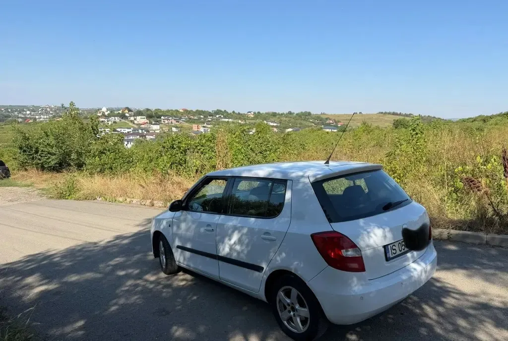 SKODA FABIA 2009 // 1 4 manuala 1 800 eur