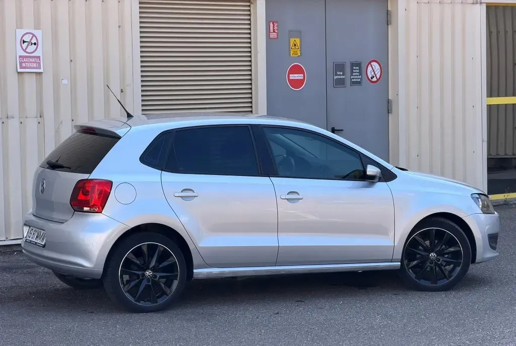 VW Polo 2010 // 1 6 // euro 5// impecabil 4 590 eur