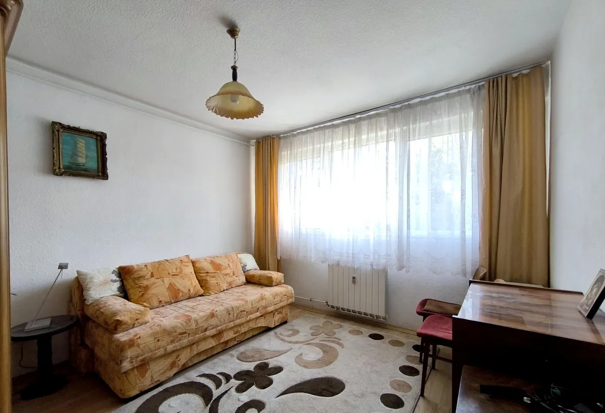 Drumul Taberei metrou Favorit apartament 2 camere decomandat anvelopat
