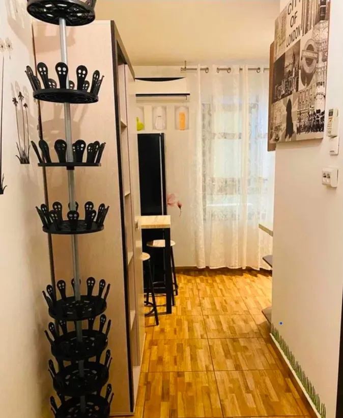 Crangasi Studio / 2 camere la 8 min de metrou pretabil investitie