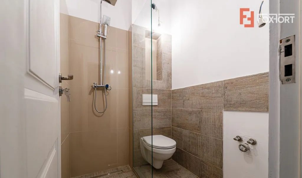Apartament cu o camera si bucatarie open space zona Freidor