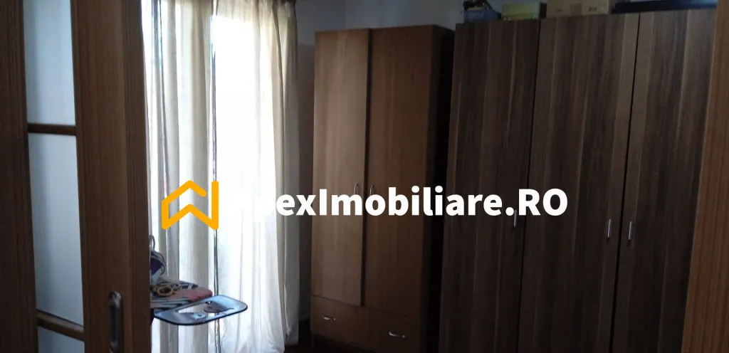 Apartament 2 camere de inchiriat Cosmopolis Stefanesti Ape