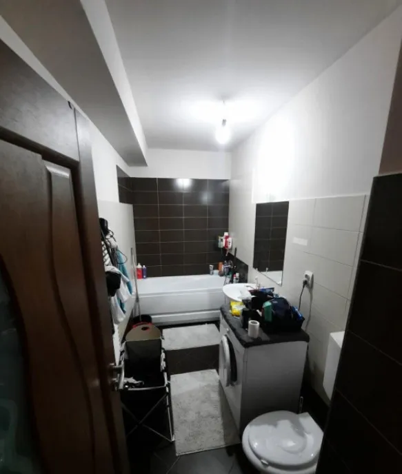 Apartament cu o camera 40 mp parcare subterana zona St