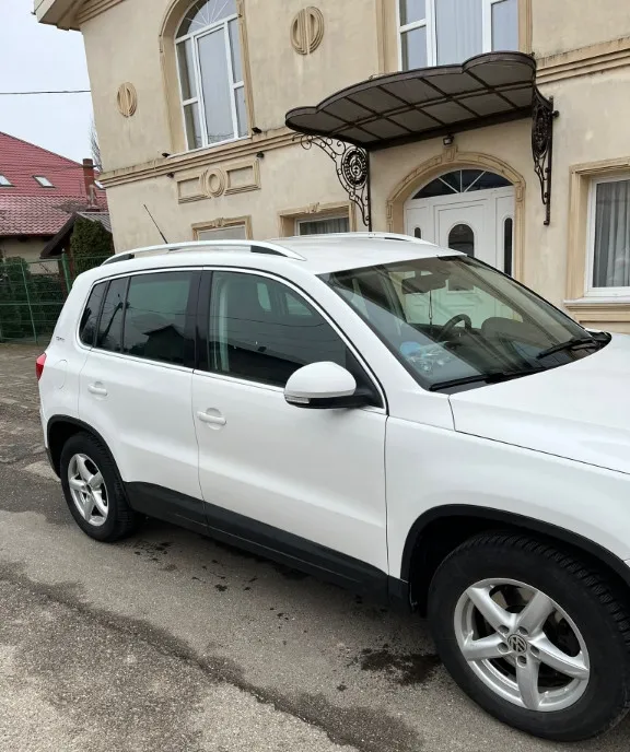 Auto Vw tiguan 4x4 2011 bluemotion 7 100 eur