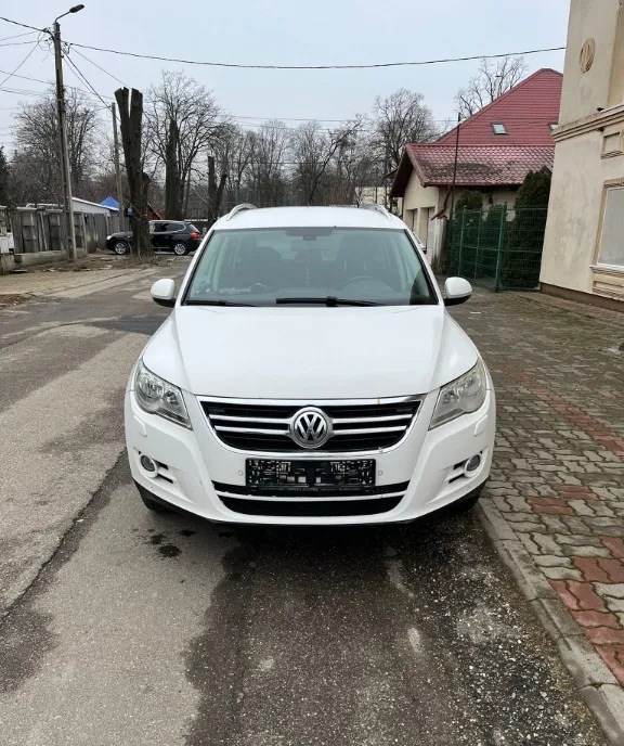 Auto Vw tiguan 4x4 2011 bluemotion 7 100 eur