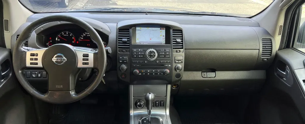 Nissan Navara 3 0 4x4 Euro 5 V6 9 999 eur