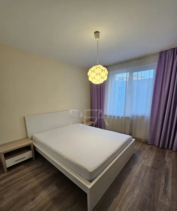 2 camere 2/8 bloc 1980 55mp anvelopat Lujerului