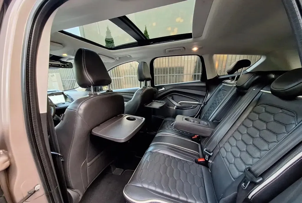 FORD KUGA VIGNALE 2018 4X4 90 000 KM PLAFON PANORAMIC 13 900 eur