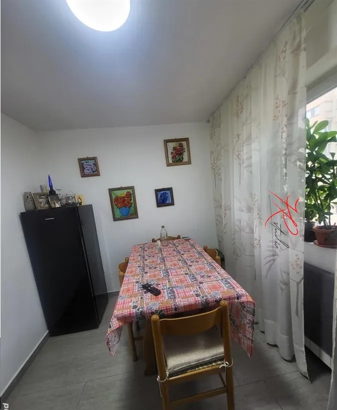 Tei vanzare apartament 4 camere complet renovat si mobilat