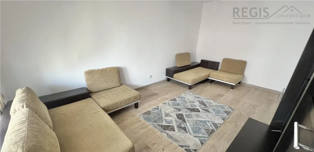 3 camere decomandat Racadau etaj intermediar