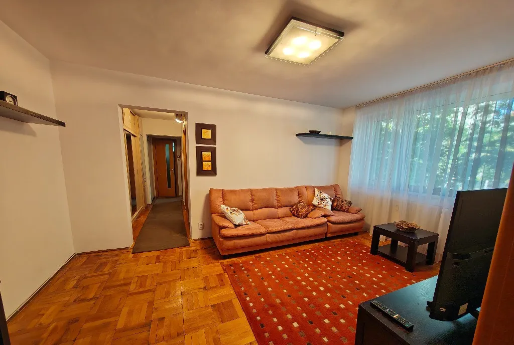 Apartament 3 camere de inchiriat langa parc proprietar ior Titan