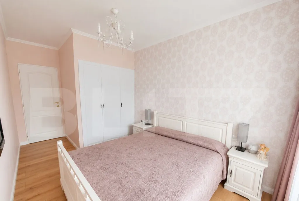 Apartament cu terasa generoasa