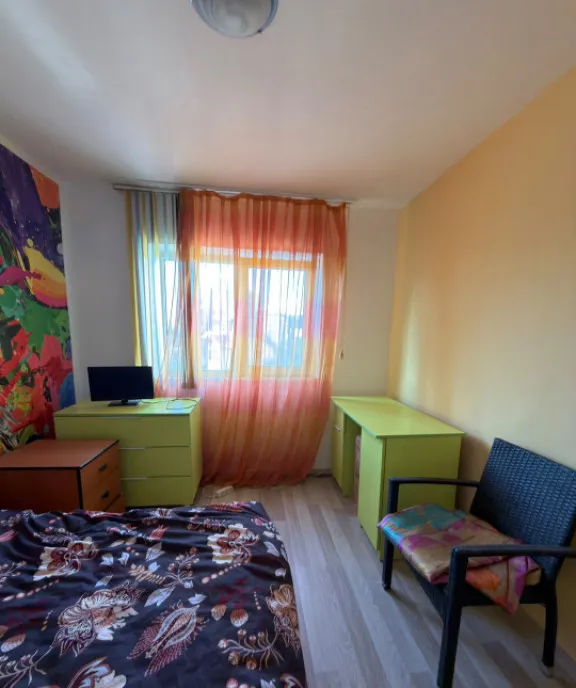 Exclusivitate apartament 3 camere decomandat in zona Tomi