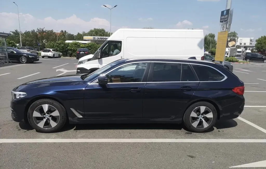 BMW Seria 5 520d xDrive AT MHE 19 990 eur