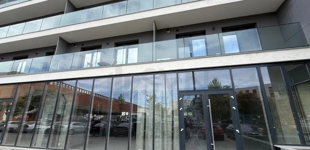 investitie I Spatiu Comercial I Obor De vanzare